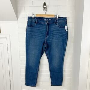 NWT Old Navy High Rise Wow Super Skinny Jeans Size 18 Petite